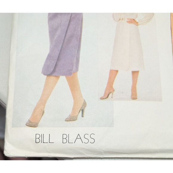 Vogue American Designer Bill Blass Pattern 2097 factory folds - Picture 3 of 10